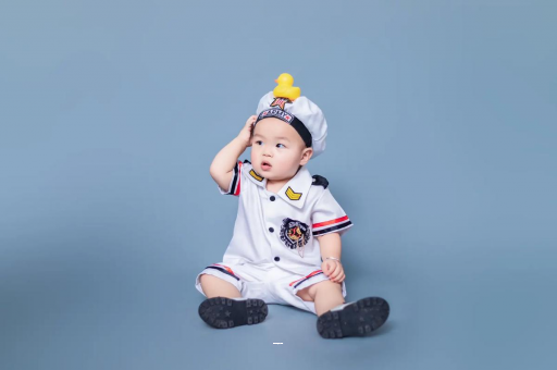 巴中宝宝老摇头怎么回事